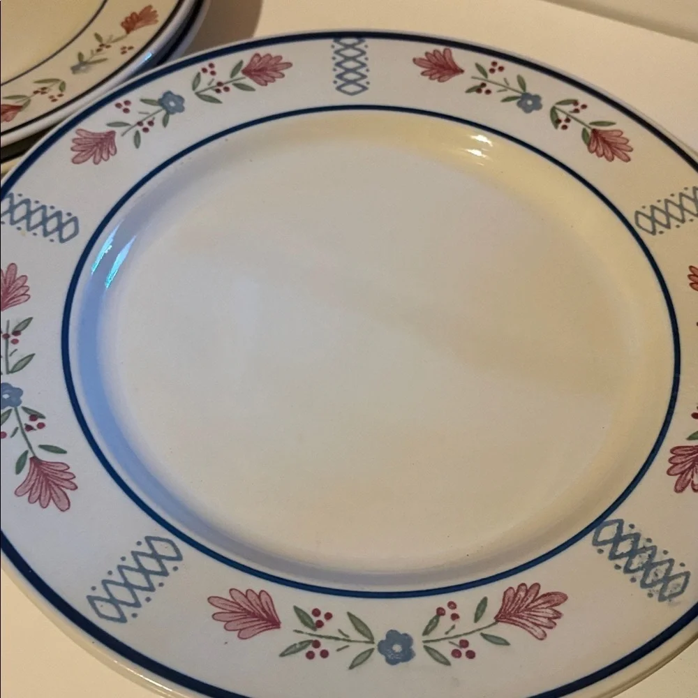Set of 4 1986 Country Granny Cottage Core Dinner Plates Deere Park Stoneware